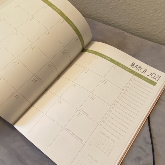 “Best Year Ever” 2021 Planner | Rae Dunn - Picture 7 of 9